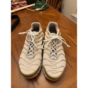 Nike Air Max Plus‎ TN White / Gold  Size 10